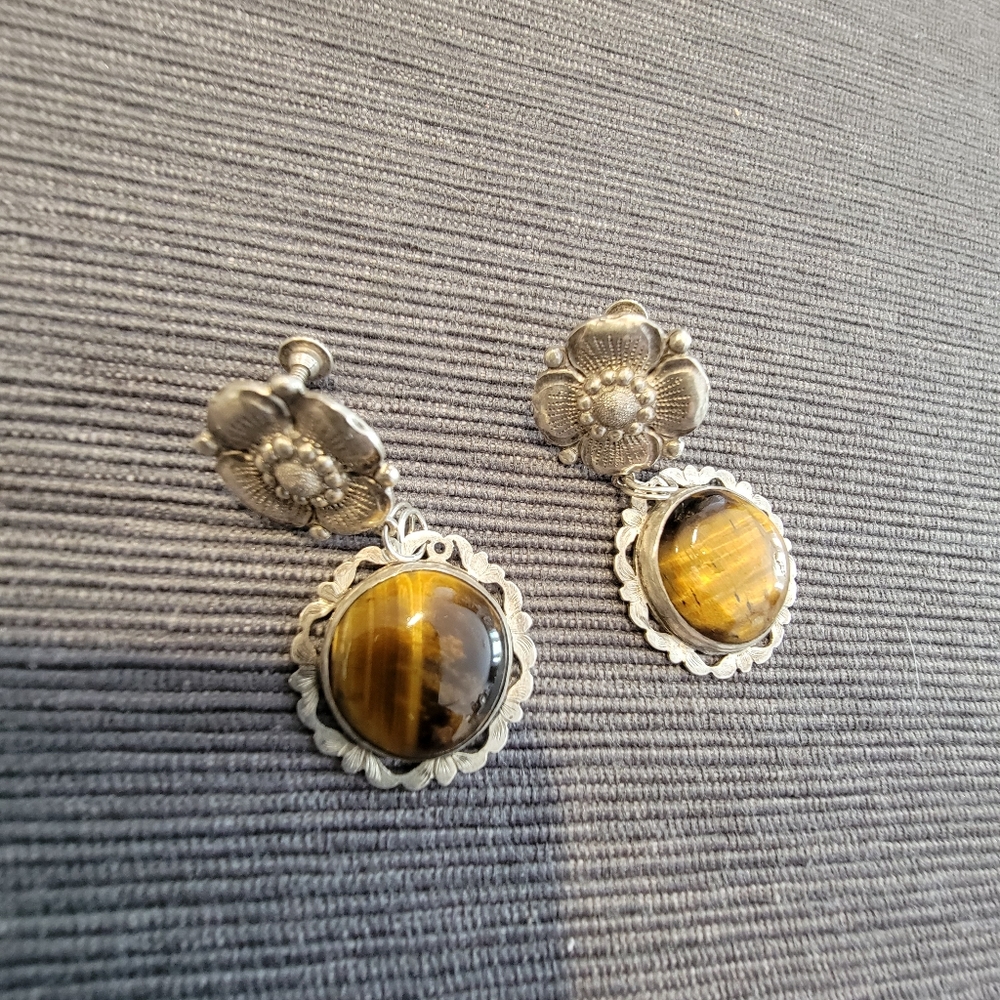 Earring (Silver/Tiger-Eyes)